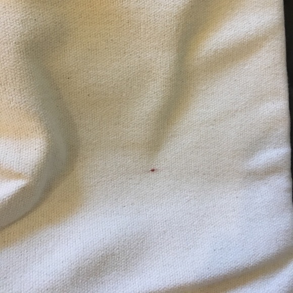 NEW Victoria Secret WEEKENDER BAG - Picture 2 of 2